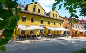 Pension N.10